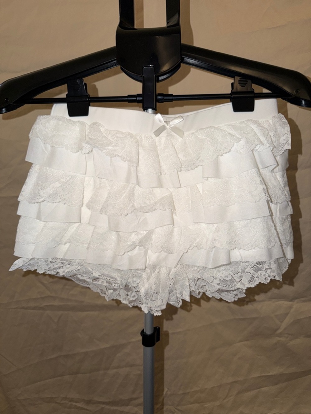Ruffle Lace Mini Skirt - White